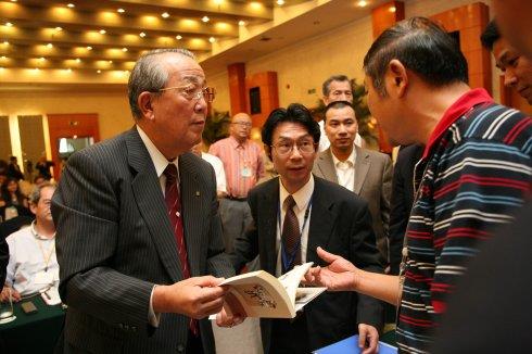 稻盛和夫：好的领导者，一定要接地气